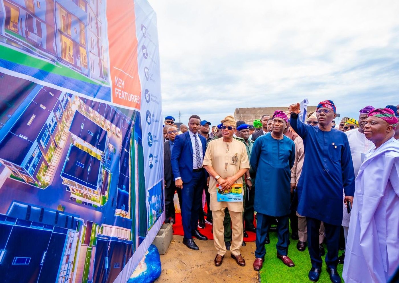 Dignitaries at the Citrus Gardens project unveiling