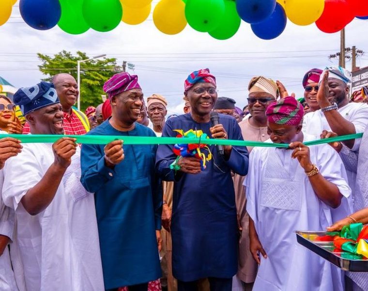 Ribbon cutting at the commissioning ceremony in Ibeju-Lekki