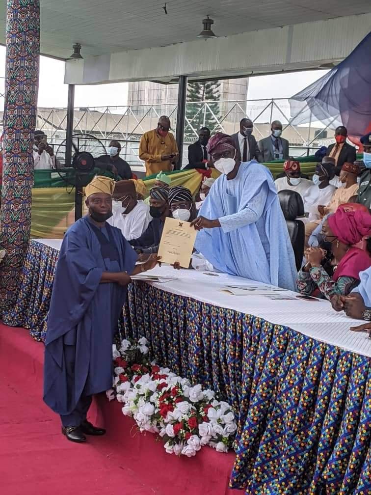 OLOWA OFFICIALLY SWORN IN AS CHAIRMAN OF IBEJU-LEKKI LOCAL GOVERNMENT